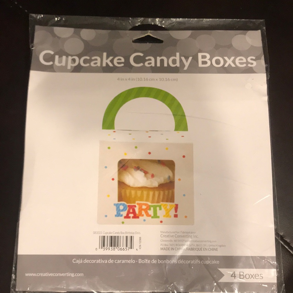 Cupcake candy boxes